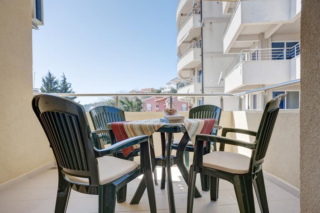 Apartmani Agape Petrovac Exterior photo